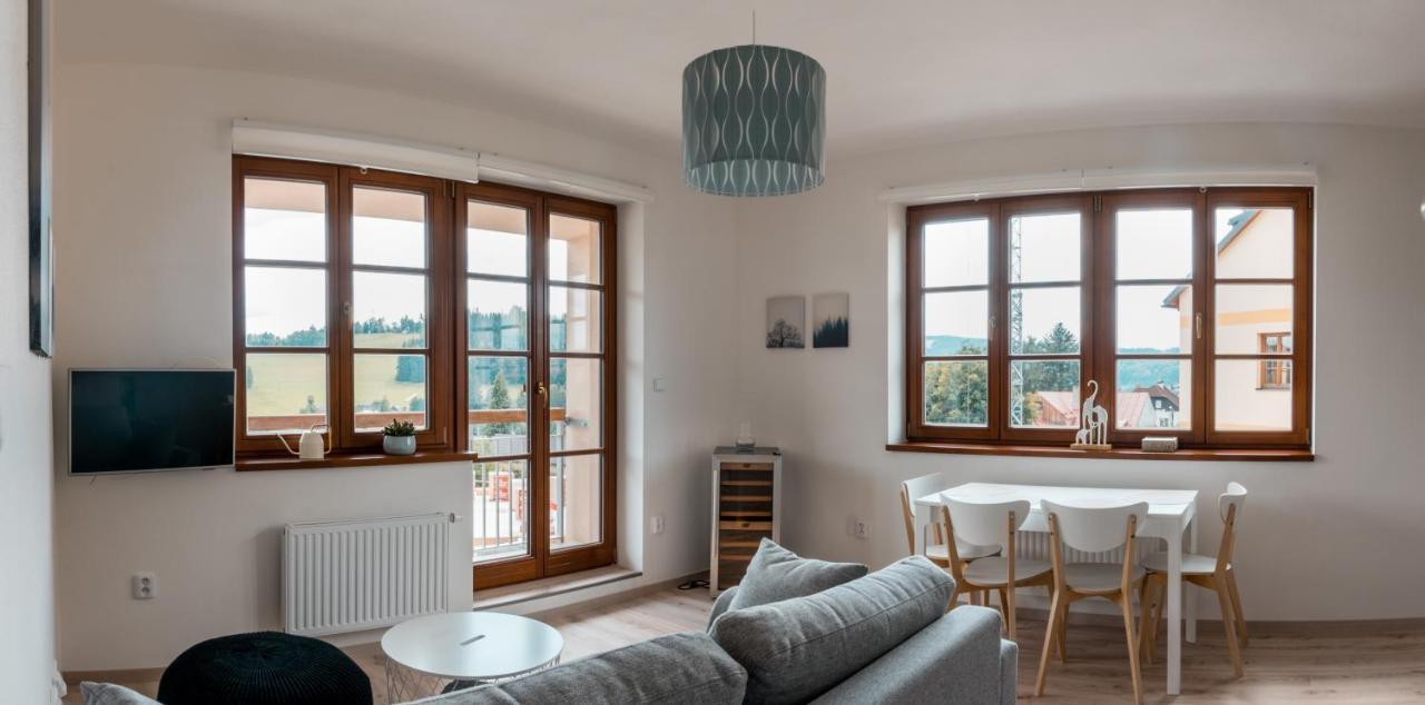 Apartman Sjezdovka Kasperske Hory Bagian luar foto